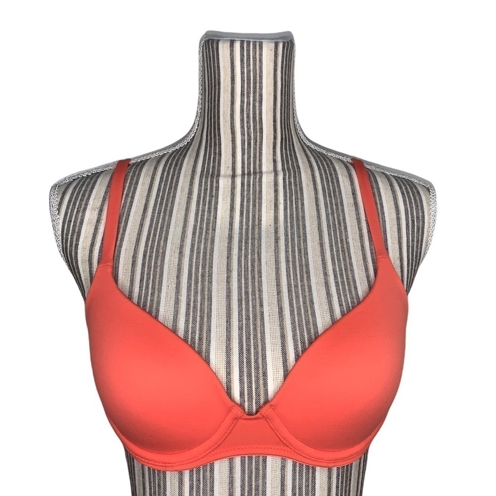 Victoria's Secret Body By Victoria Shaping Demi Bra